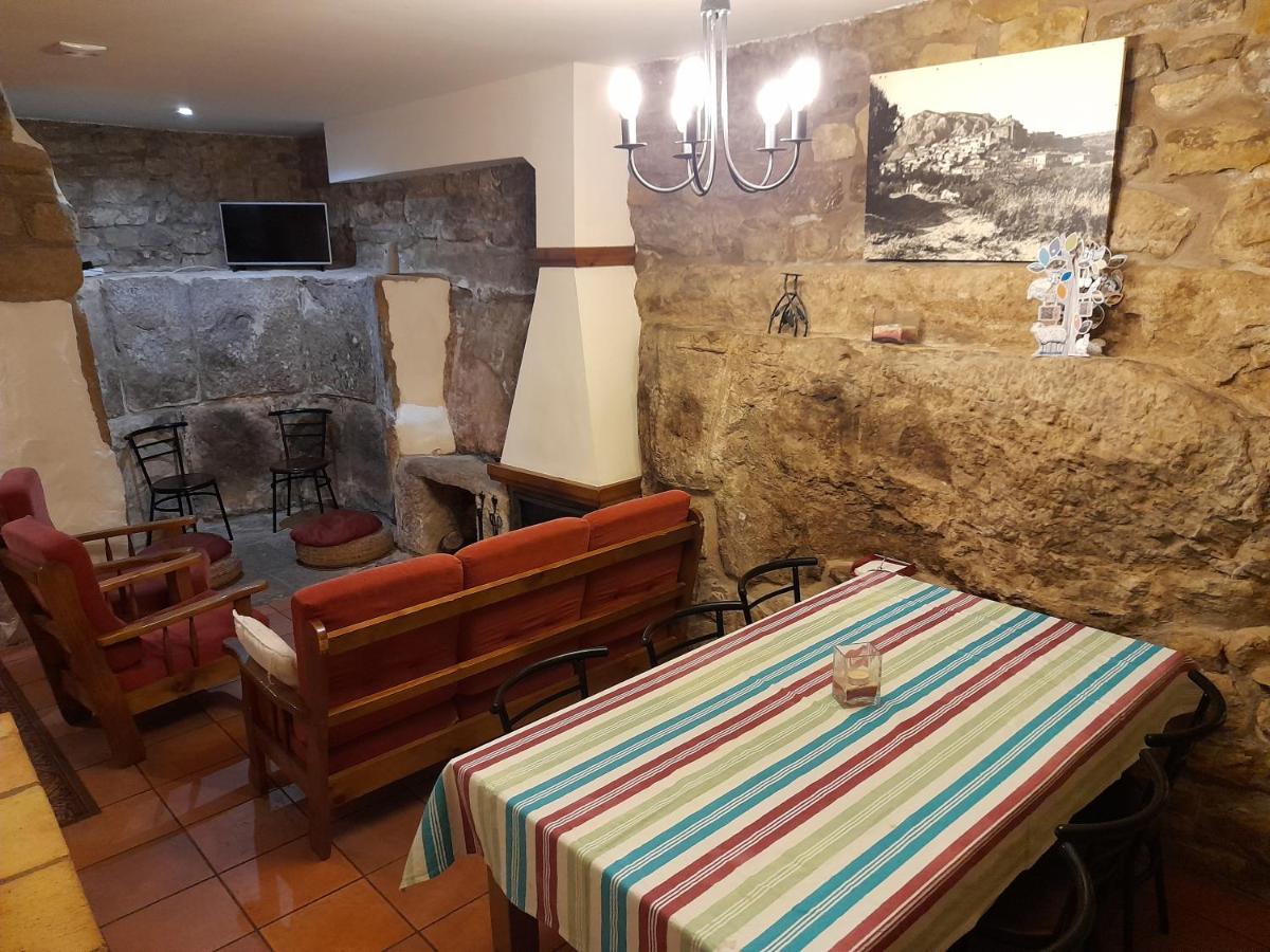 Casa Leandron Guest House Murillo de Gallego Exterior photo